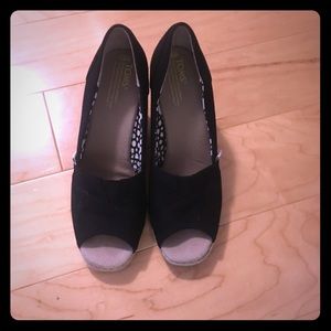 Toms wedges